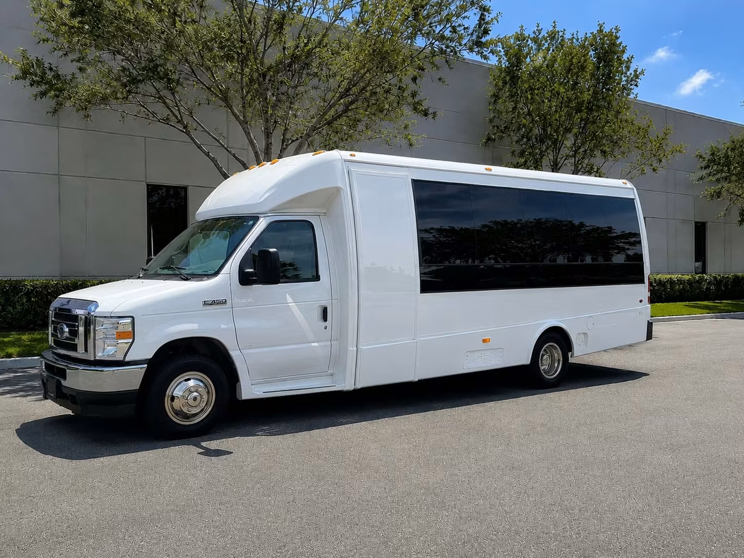 little rock sporting event transportation
