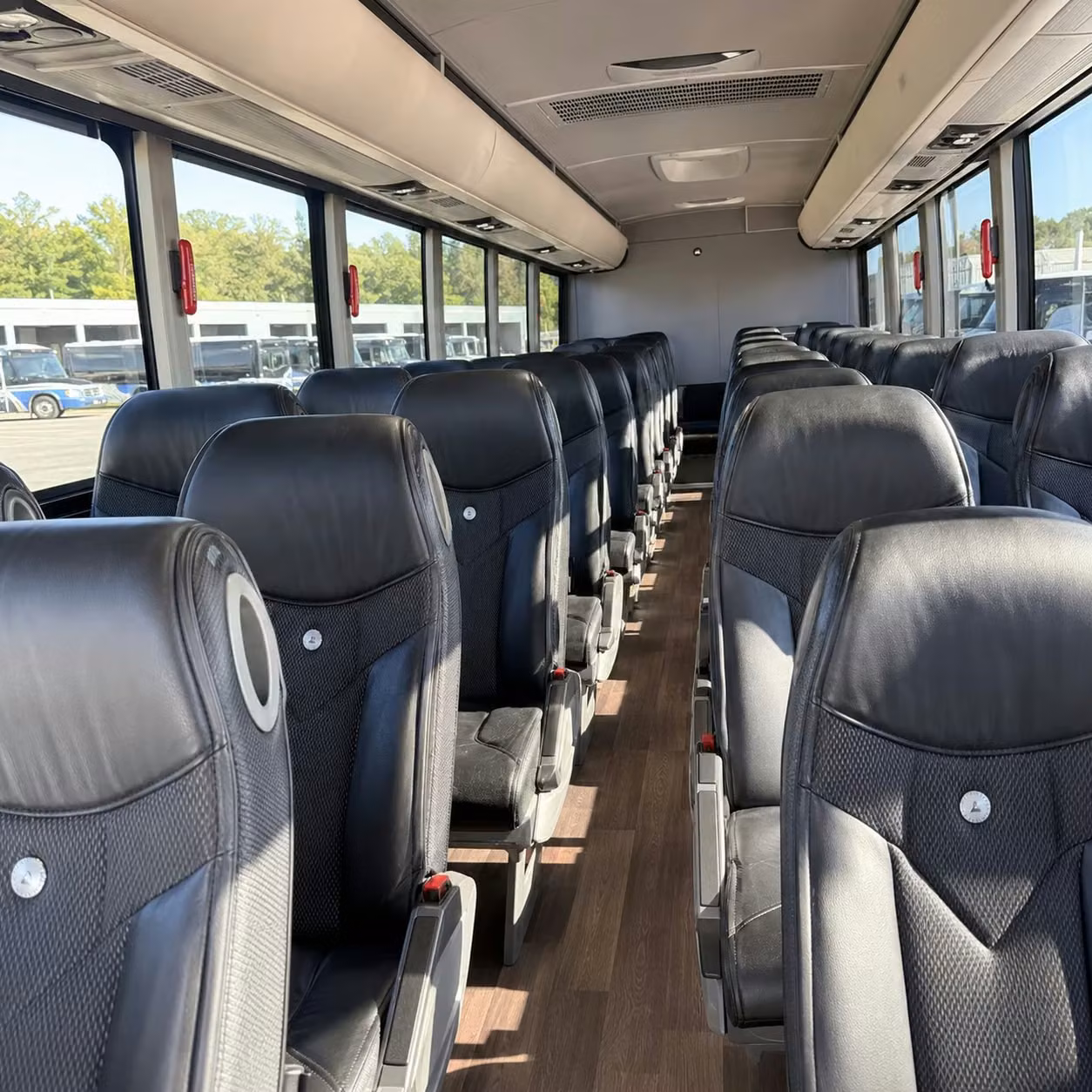 little rock wedding transportation